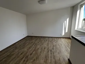 Pronájem rodinného domu, Nová Ves nad Popelkou, 78 m2