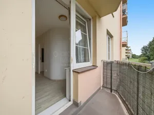 Prodej bytu 1+1, Olomouc, Slavonínská, 37 m2
