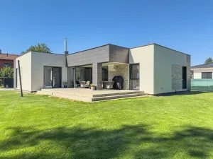 Prodej rodinného domu, Kamenice, 181 m2