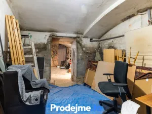 Pronájem skladu, Praha - Smíchov, Preslova, 226 m2