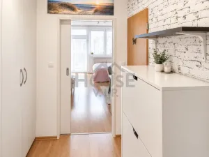 Prodej bytu 1+kk, Praha - Vysočany, Podkovářská, 31 m2