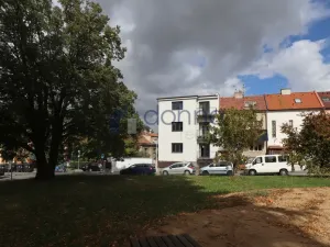 Pronájem bytu 2+kk, Praha, K lipám, 45 m2