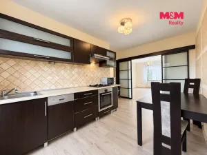 Prodej bytu 2+1, Karviná - Nové Město, Fučíkova, 56 m2