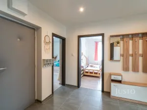 Prodej bytu 3+kk, Chržín - Budihostice, 73 m2