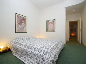 Pronájem bytu 3+kk, Praha - Nové Město, Odborů, 80 m2