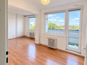 Pronájem bytu 2+1, Kralupy nad Vltavou - Lobeček, nám. J. Seiferta, 59 m2
