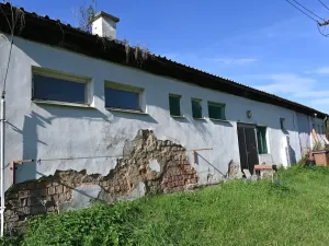 Prodej komerční nemovitosti, Lomnice - Tylov, 5700 m2
