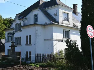 Prodej komerční nemovitosti, Lomnice - Tylov, 5700 m2