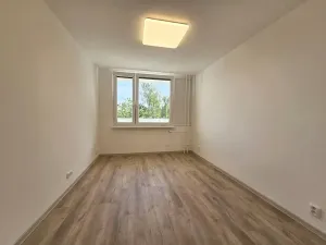 Pronájem bytu 2+kk, Praha - Hostivař, Sáňkařská, 40 m2