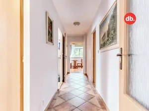 Prodej rodinného domu, Stružná, 240 m2