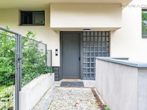 Pronájem bytu 2+kk, Praha - Střešovice, Na Hubálce, 72 m2