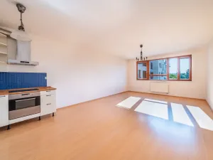Prodej bytu 3+kk, Roztoky, Tyršovo nám., 79 m2