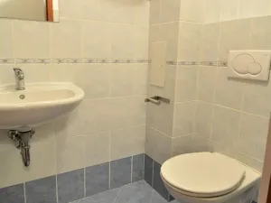 Pronájem bytu 2+kk, Praha - Břevnov, Za Strahovem, 37 m2