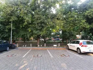 Pronájem garážového stání, Praha - Michle, Magistrů, 20 m2
