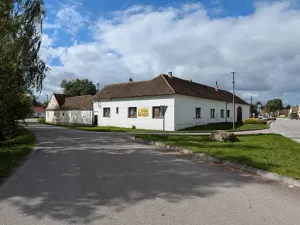 Prodej rodinného domu, Skály, 380 m2