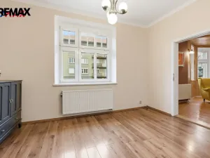 Prodej bytu 4+1, Karlovy Vary, Ondříčkova, 87 m2