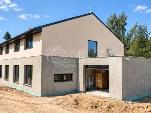Prodej rodinného domu, Kamenice - Ládví, Benešovská, 159 m2
