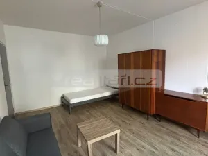 Pronájem bytu 2+1, Plzeň - Lobzy, Pod Vrchem, 22 m2