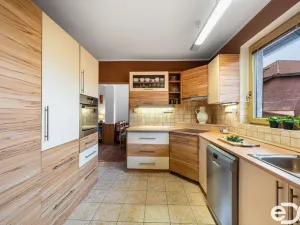 Prodej rodinného domu, Kostelní Lhota, 141 m2