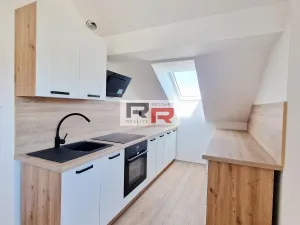 Pronájem bytu 2+kk, Šternberk, Uničovská, 45 m2