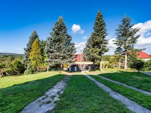Prodej rodinného domu, Komárov, B. Němcové, 165 m2