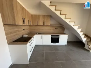 Pronájem bytu 3+kk, Mrákov, 75 m2