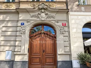 Prodej bytu 1+kk, Praha - Karlín, Karlínské náměstí, 22 m2