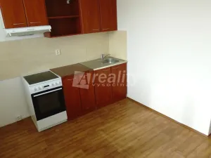 Pronájem bytu 1+1, Náměšť nad Oslavou, Zborovská, 35 m2