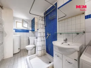 Prodej rodinného domu, Mratín, V Poustkách, 168 m2