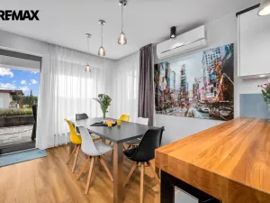 Prodej vícegeneračního domu, Praha - Křeslice, Ibišková, 304 m2