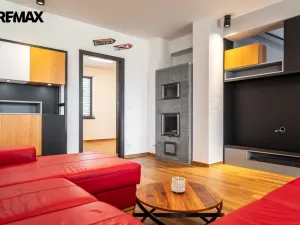 Prodej vícegeneračního domu, Praha - Křeslice, Ibišková, 304 m2