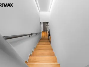 Prodej vícegeneračního domu, Praha - Křeslice, Ibišková, 304 m2