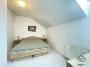 Pronájem bytu 3+kk, Praha - Smíchov, Plzeňská, 70 m2