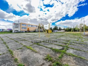 Pronájem komerčního pozemku, Plzeň, Domažlická, 1500 m2