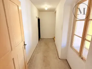 Pronájem komerční nemovitosti, Netolice, Mírové Náměstí, 500 m2