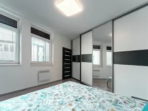 Prodej komerční nemovitosti, Zbýšov, Na drahách, 549 m2