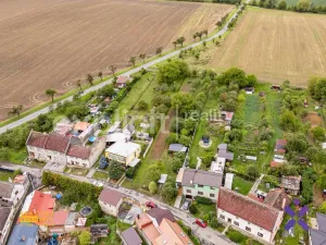 Prodej pozemku pro bydlení, Roštění, 1825 m2