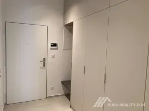 Pronájem bytu 2+kk, Zlín, Ševcovská, 61 m2