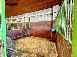 Prodej zemědělského objektu, Spálené Poříčí, 164000 m2