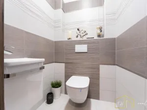Prodej rodinného domu, Dubí - Mstišov, Mstišovská, 154 m2