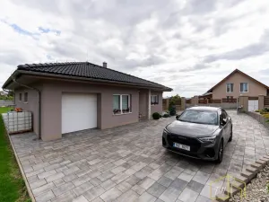 Prodej rodinného domu, Dubí - Mstišov, Mstišovská, 154 m2