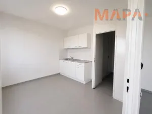 Prodej bytu 1+1, Chomutov, Stavbařská, 33 m2