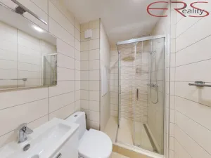 Pronájem bytu 2+1, Jablonec nad Nisou, Budovatelů, 57 m2