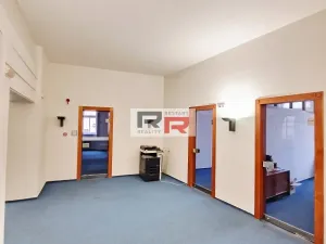 Pronájem kanceláře, Olomouc, Dolní náměstí, 17 m2