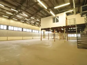Pronájem výrobních prostor, Brno, Bohunická, 880 m2