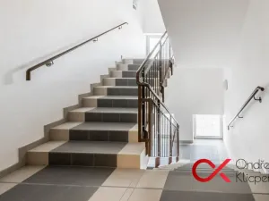 Pronájem bytu 2+kk, Milovice, Kaštanová, 44 m2