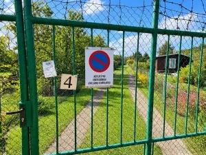 Prodej zahrady, Chomutov, 400 m2
