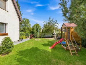 Prodej komerční nemovitosti, Říčany, Kozinova, 300 m2