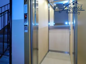 Pronájem bytu 1+kk, Kladno - Kročehlavy, Italská, 27 m2