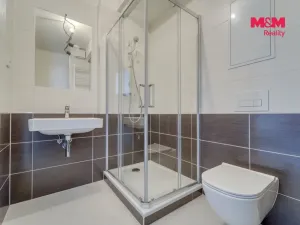 Prodej bytu 1+kk, Praha - Prosek, Čakovická, 27 m2